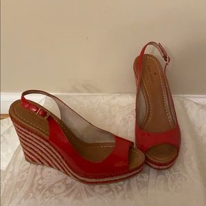KATE SPADE RED AND TAN WEDGES